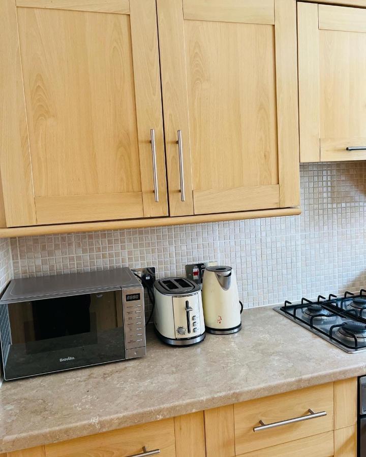 Modern 2Bed 2Bath Ground Floor Apartment Edimburgo Exterior foto